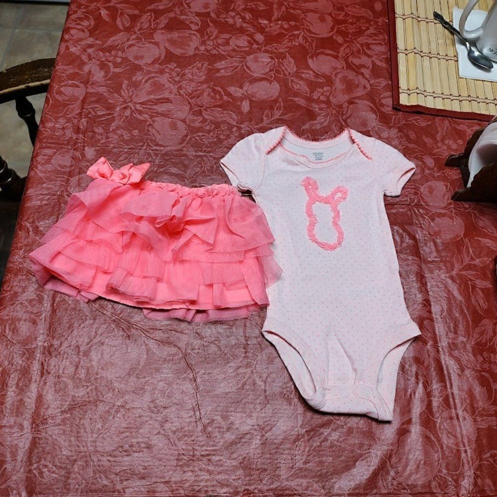 New Just One You Carter's Pink Bunny Skirt Set Size Girl's 3 Months